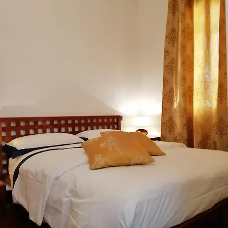 Oberdan House شقة أريتسو